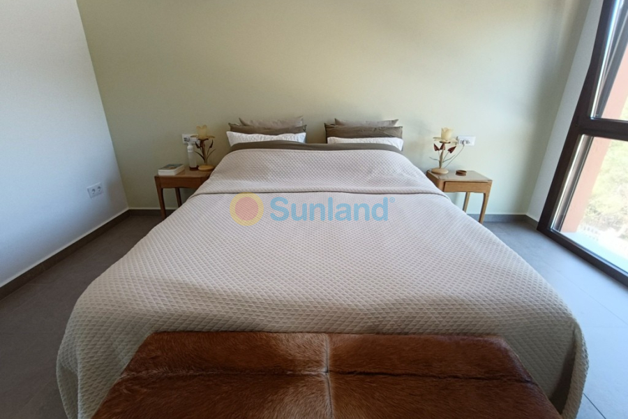 Resale - Villa - Pinar De Campoverde - 
