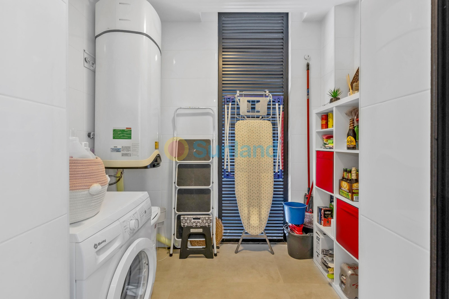 Resale - Apartment - Orihuela Costa