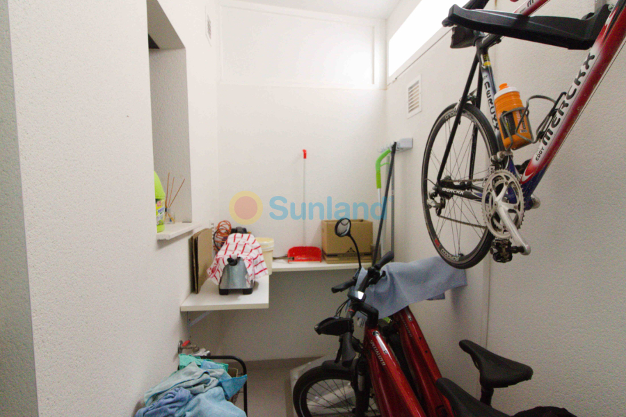 Resale - V - Benijofar