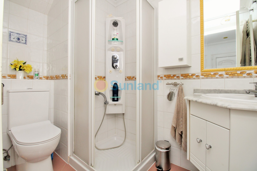 Resale - Villa - Villamartin - Los Dolses