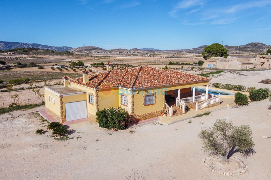 Resale - Villa - Cañada Del Trigo