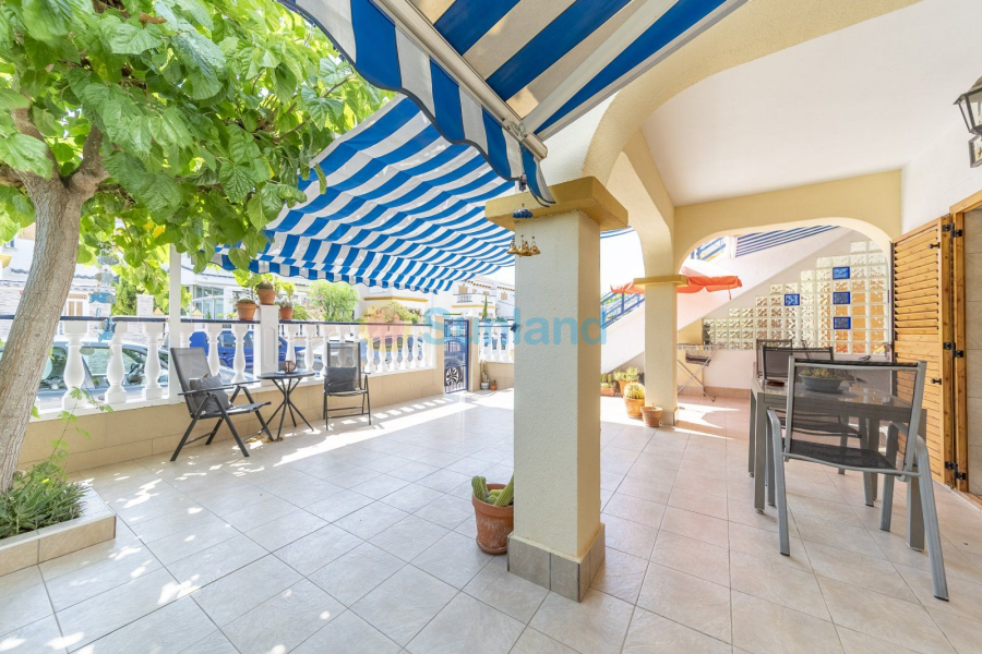 Resale - Apartamento - Torrevieja - La Mata