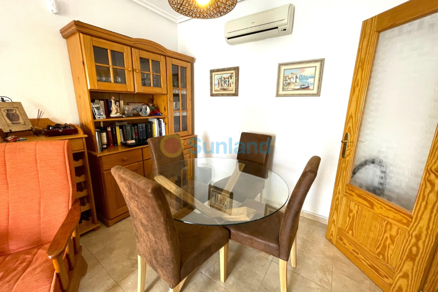 Resale - Apartment - Formentera del Segura - 