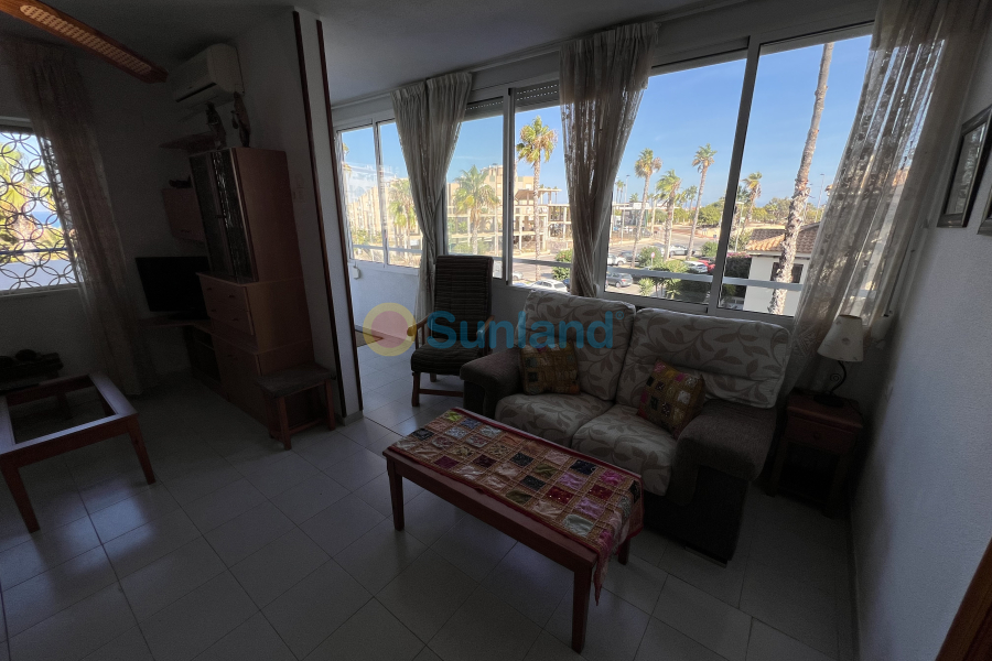 Resale - Apartamento - Torrevieja