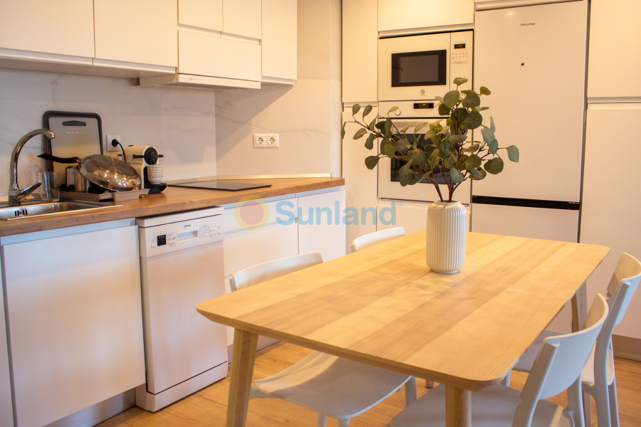 Resale - Apartment - Torrevieja - La Mata