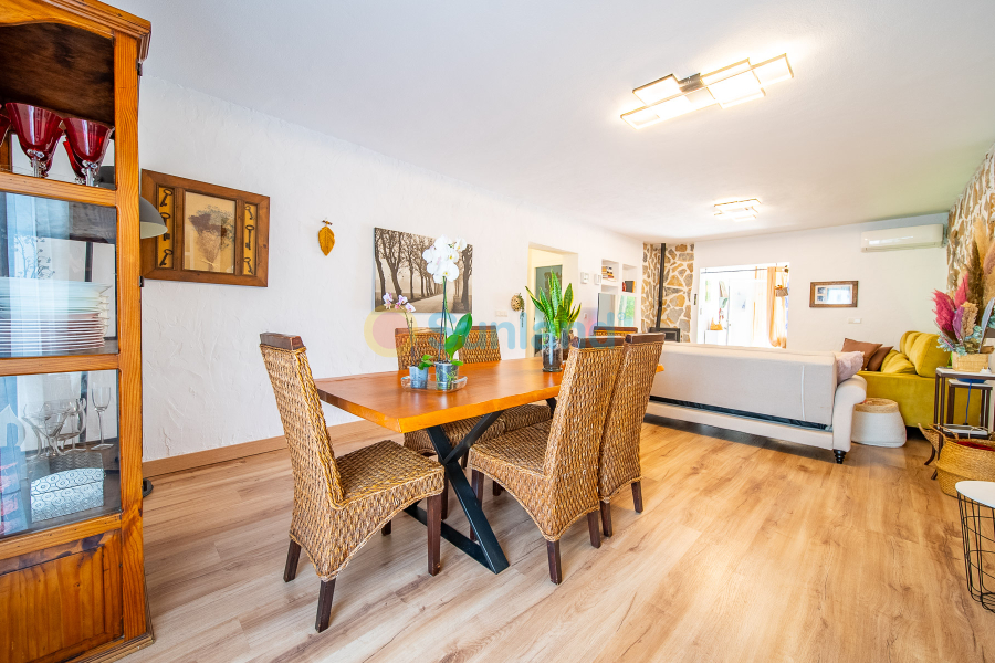 Resale - Villa - Torrevieja - Los Balcones