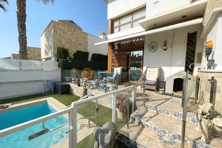 Resale - Townhouse - Ciudad Quesada - Doña Pepa