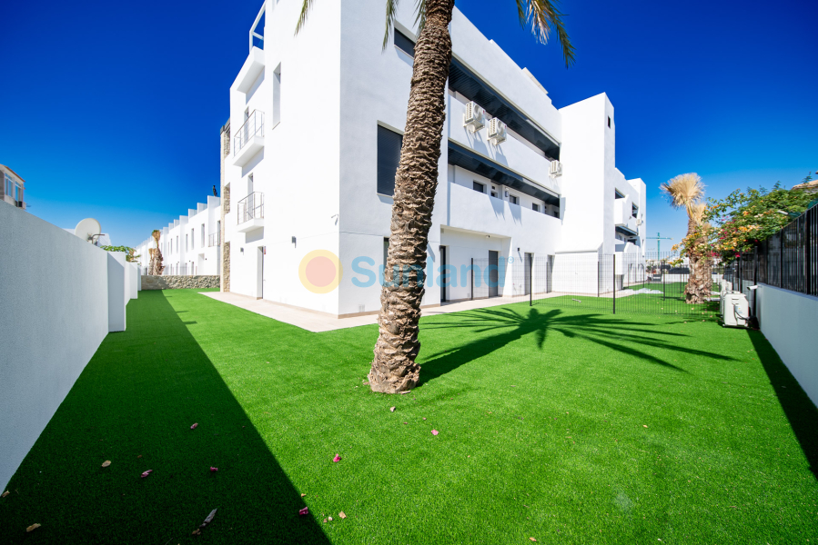 Resale - Apartamento - Torrevieja - Punta Prima