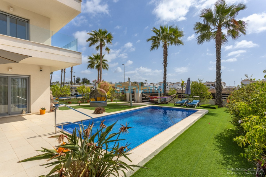 Brukte eiendommer - Villa - Orihuela - Vistabella Golf