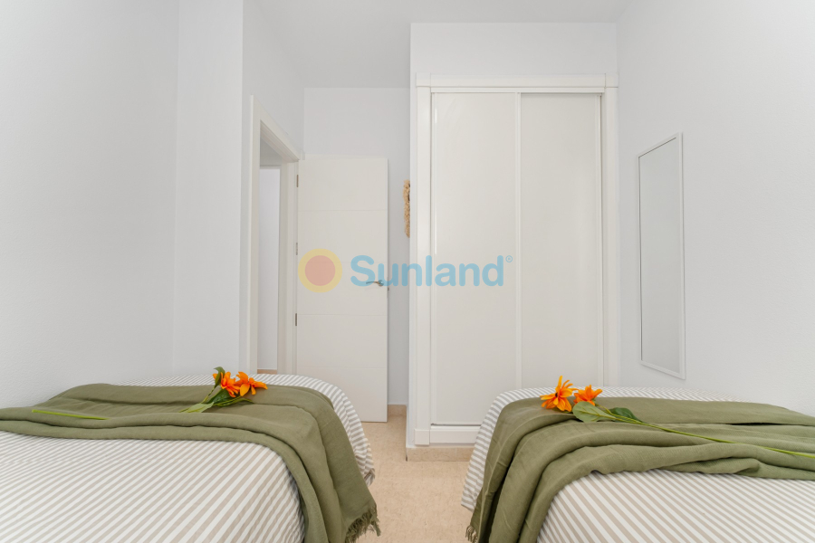 Resale - Townhouse - Orihuela Costa - Villamartín
