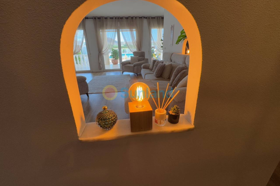 Resale - Villa - Rojales