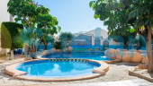 Resale - Apartment - Orihuela Costa - Campoamor