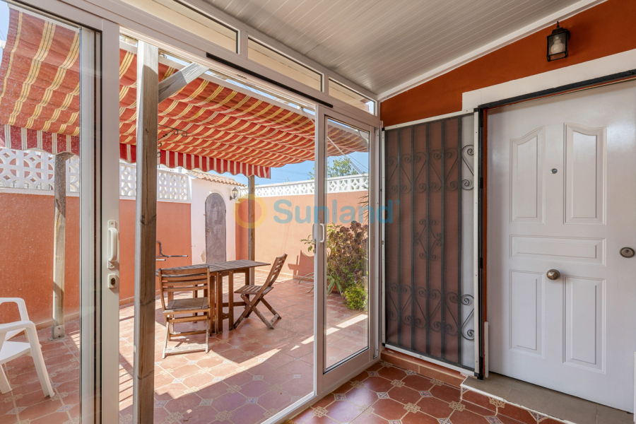 Använda fastigheter - Bungalow - Torrevieja - Torretas