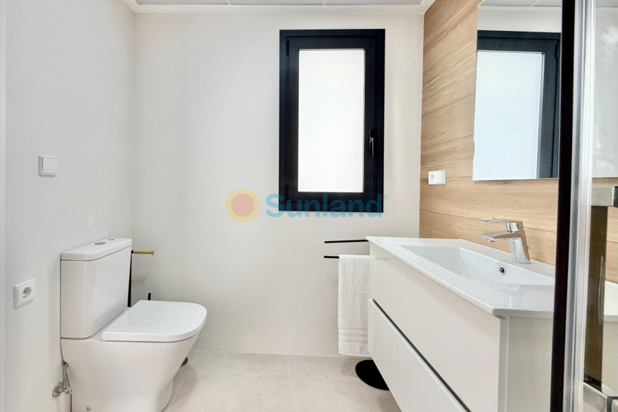 Новостройка - Town House - Cox - San Fernando