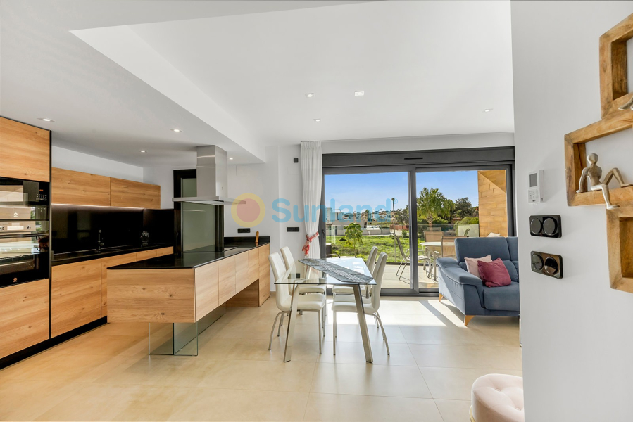 Resale - Apartment - Orihuela Costa