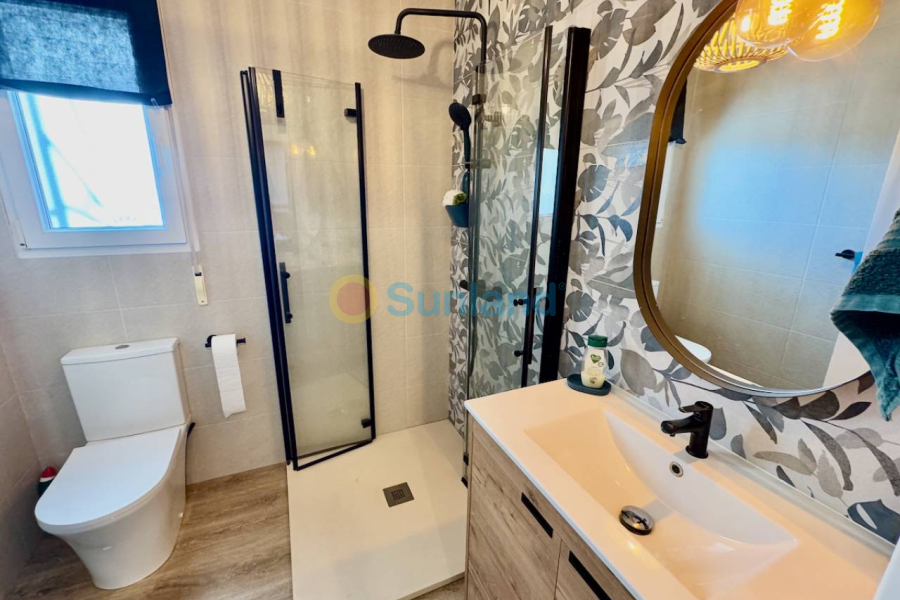 Resale - Villa - Rojales