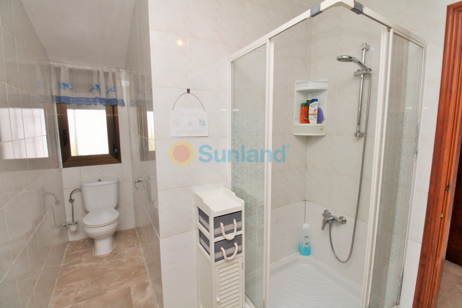 Segunda mano - Chalet - Villamartin