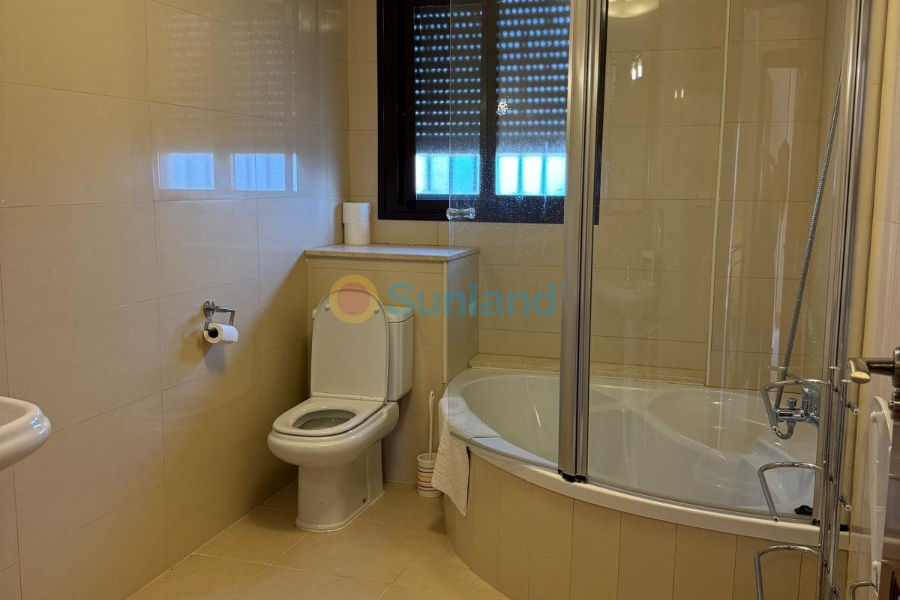 Använda fastigheter - Villa - Ciudad Quesada - Rojales