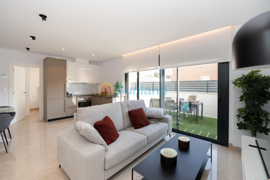 Nueva construcción  - Semidetached - La Marina - El pinet