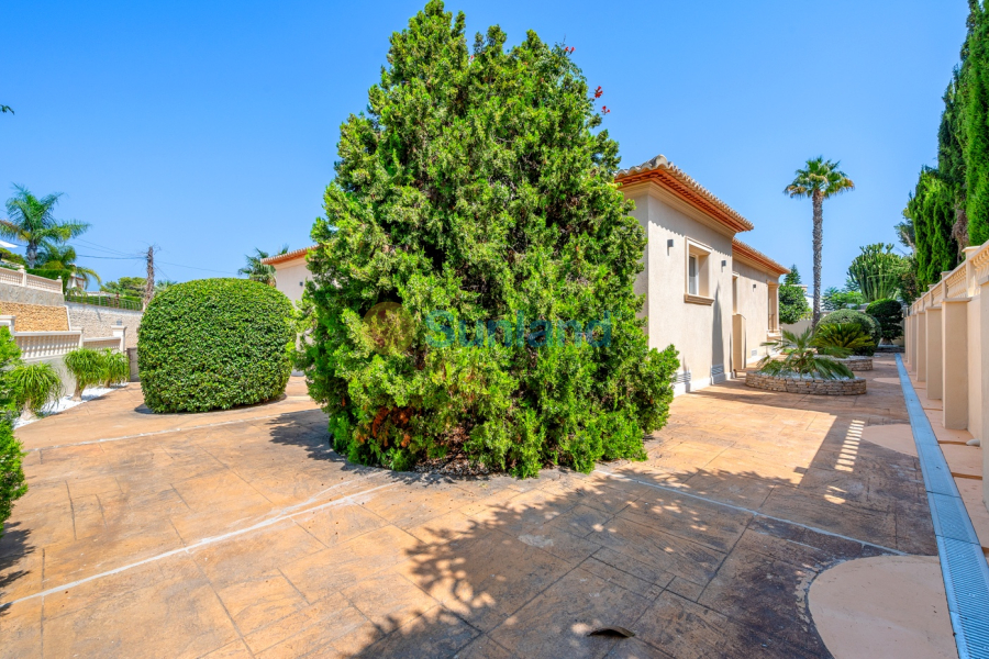 Resale - Villa - Benissa