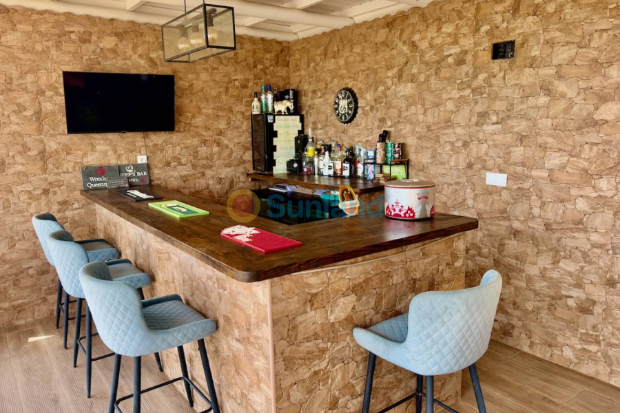 Resale - Villa - Rojales