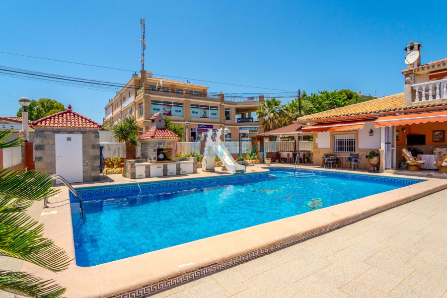 Brukte eiendommer - Villa - Orihuela Costa - Campoamor