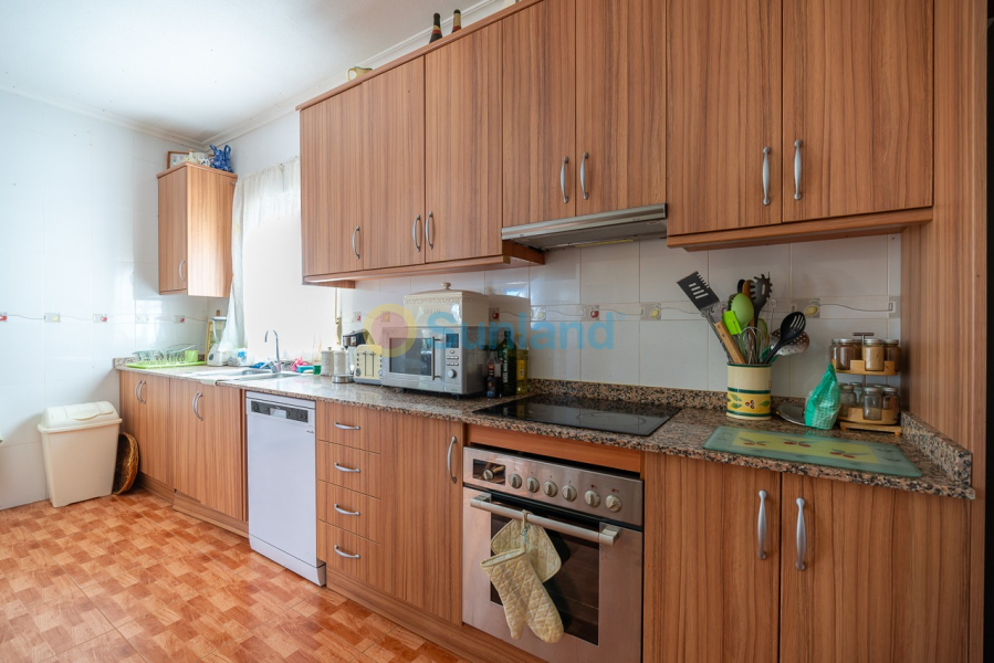 Resale - Villa - Cañada Del Trigo