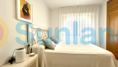 Resale - Apartment - Orihuela Costa - Campoamor