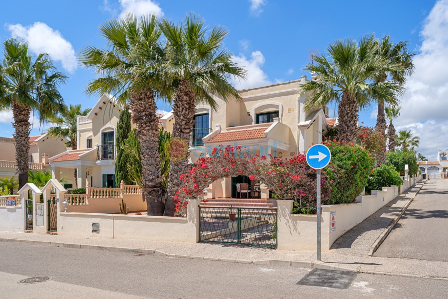 Segunda mano - Chalet - Orihuela Costa - Los Dolses