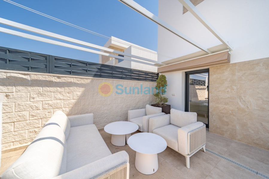 Вторичка - Bилла - Ciudad Quesada