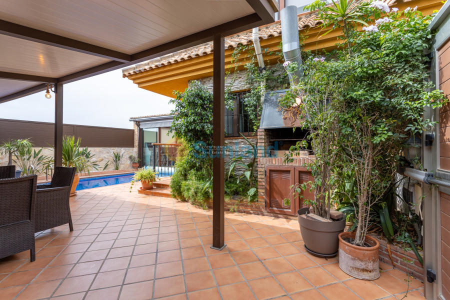 Segunda mano - Semi - Detached Villa - Los Montesinos - La Herrada