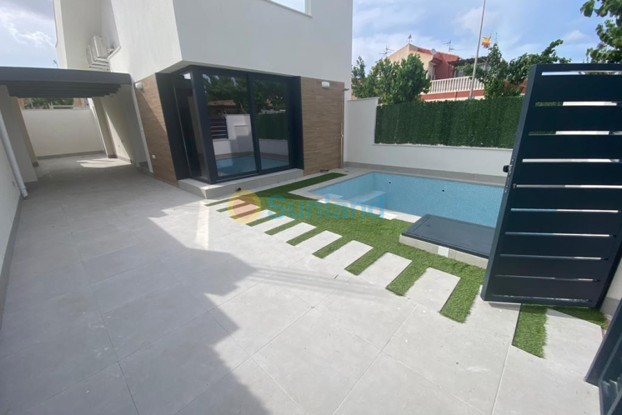 Nueva construcción  - Chalet - Los Alcázares - La Concha