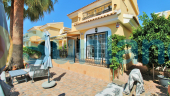 Resale - Villa - Villamartin - Los Dolses