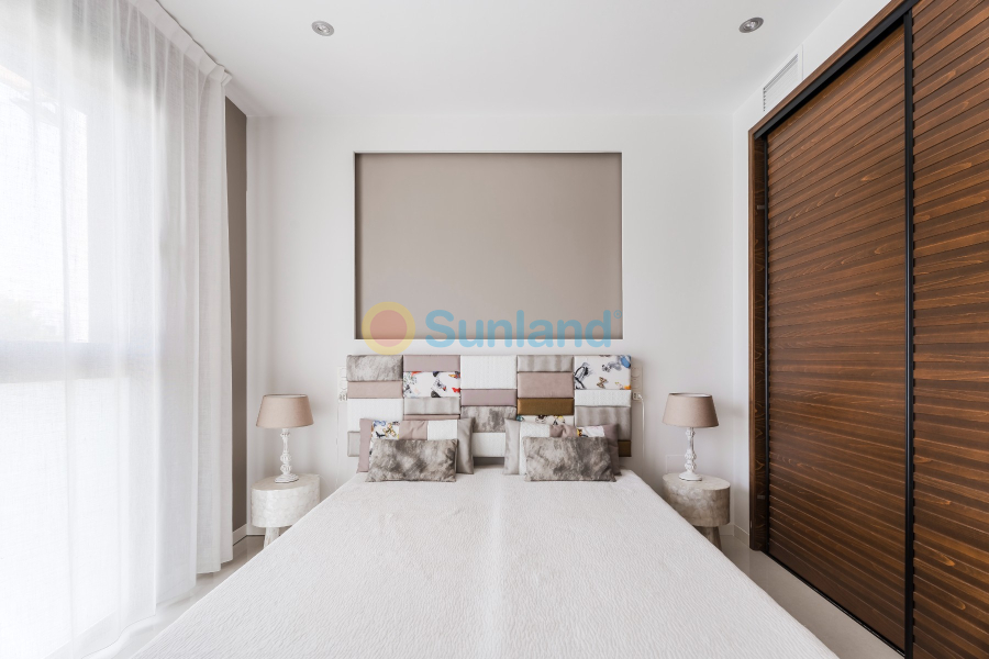 Segunda mano - Chalet - Orihuela Costa - La Zenia