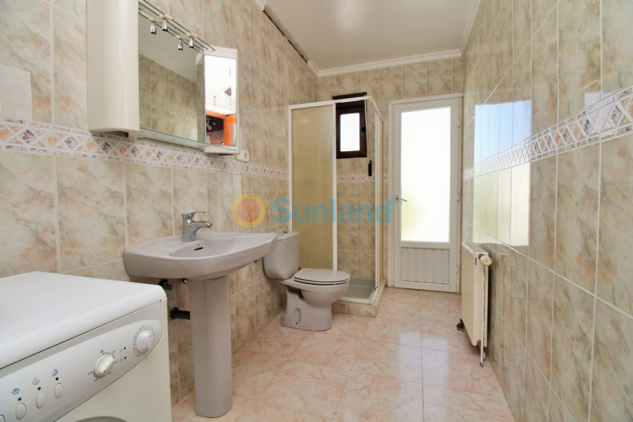 Segunda mano - Chalet - Villamartin