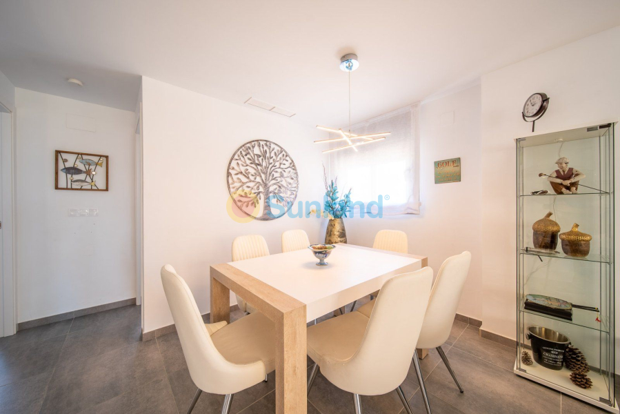 Resale - Apartamento - Orihuela Costa - Villamartin