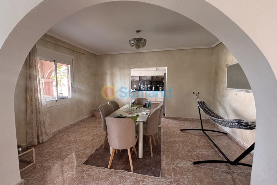 Resale - V - Benijofar