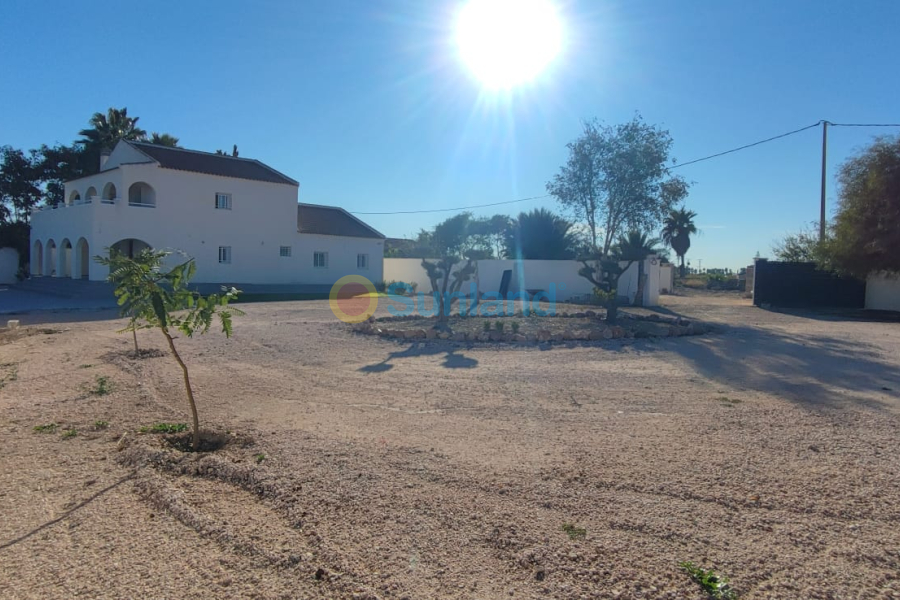 Resale - Country house - Catral