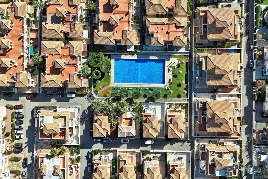 Använda fastigheter - Radhus - Playa Flamenca