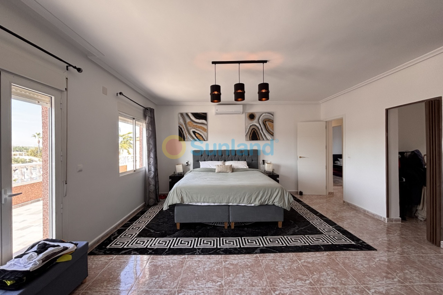 Resale - V - Benijofar