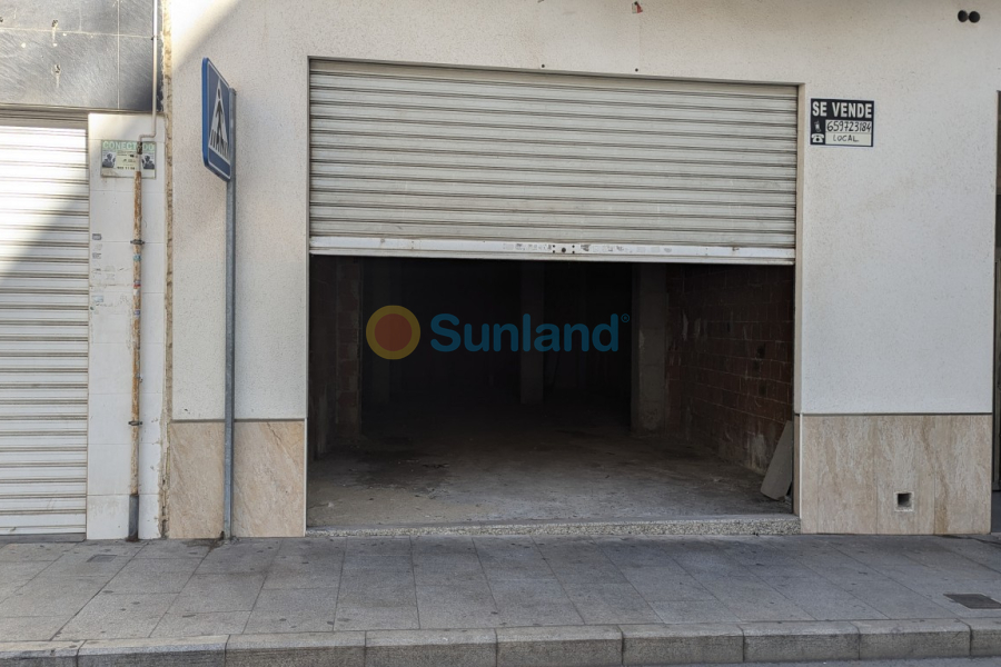 Resale - Commercial - Torrevieja