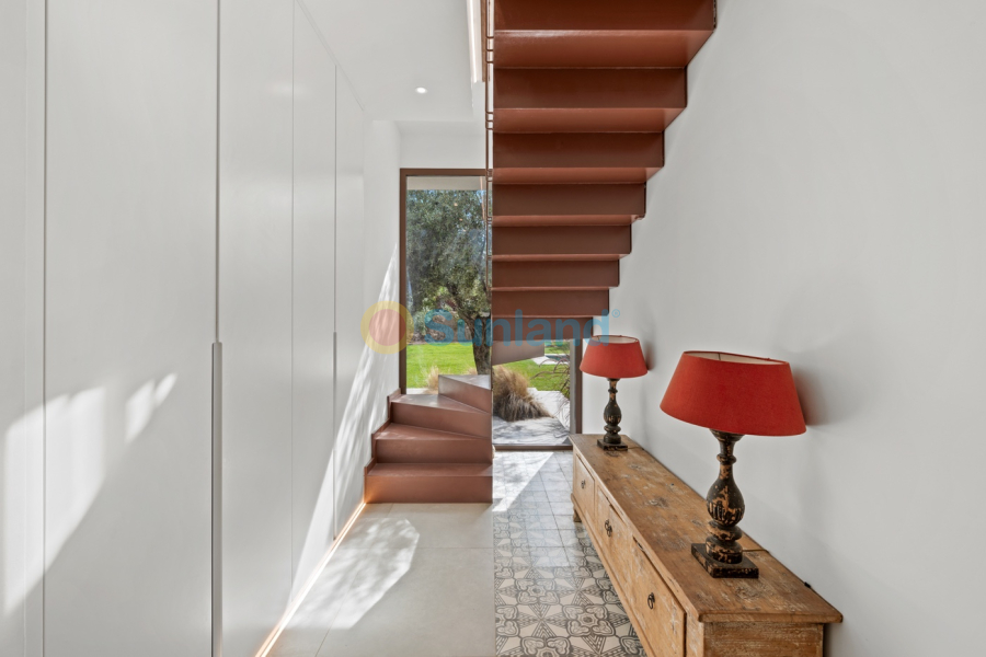 Använda fastigheter - Villa - Finestrat