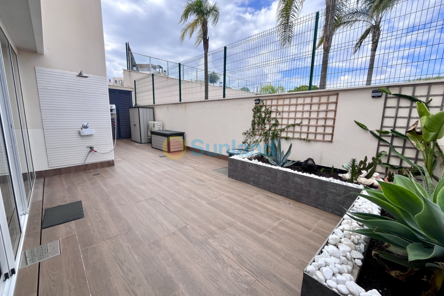 Resale - A - San Miguel De Salinas