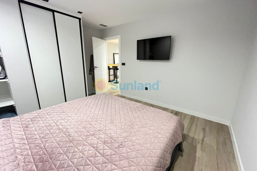 Resale - V - Playa Flamenca