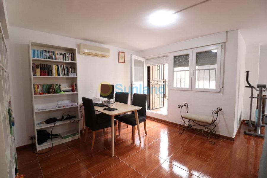 Resale - Villa - Orihuela Costa - Los Altos