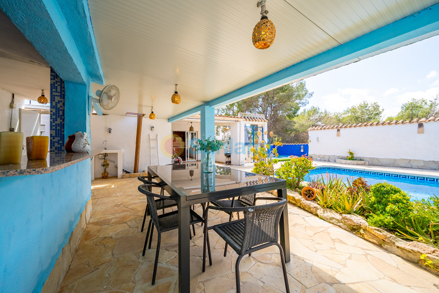 Resale - Villa - Torrevieja - Los Balcones