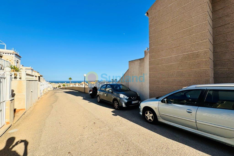 Resale - Townhouse - Torrevieja - 