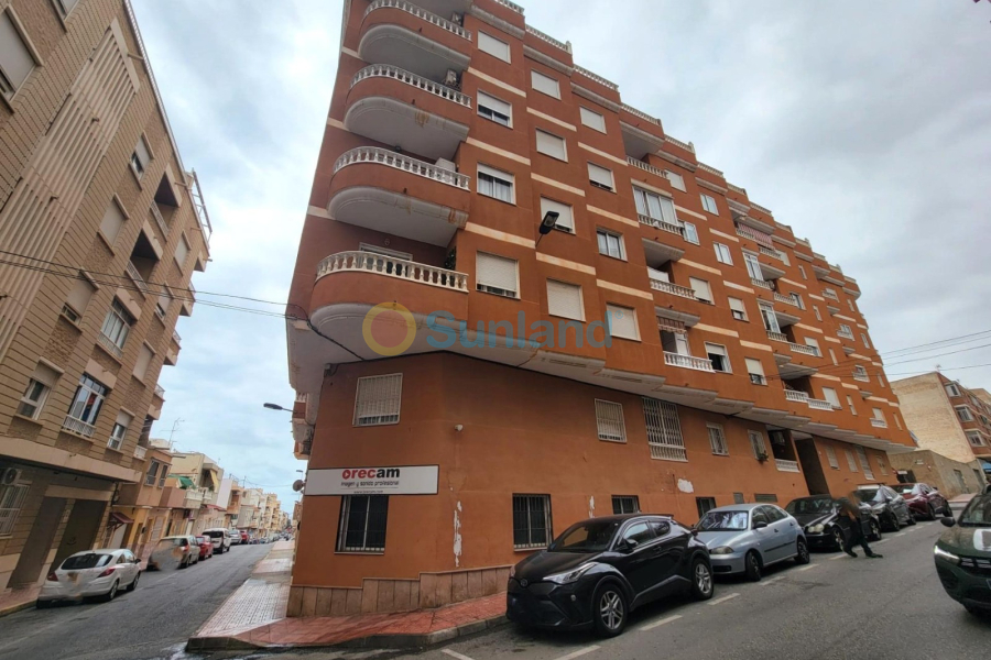 Resale - Apartment - Torrevieja - 