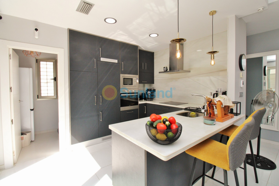 Använda fastigheter - Villa - Villamartin