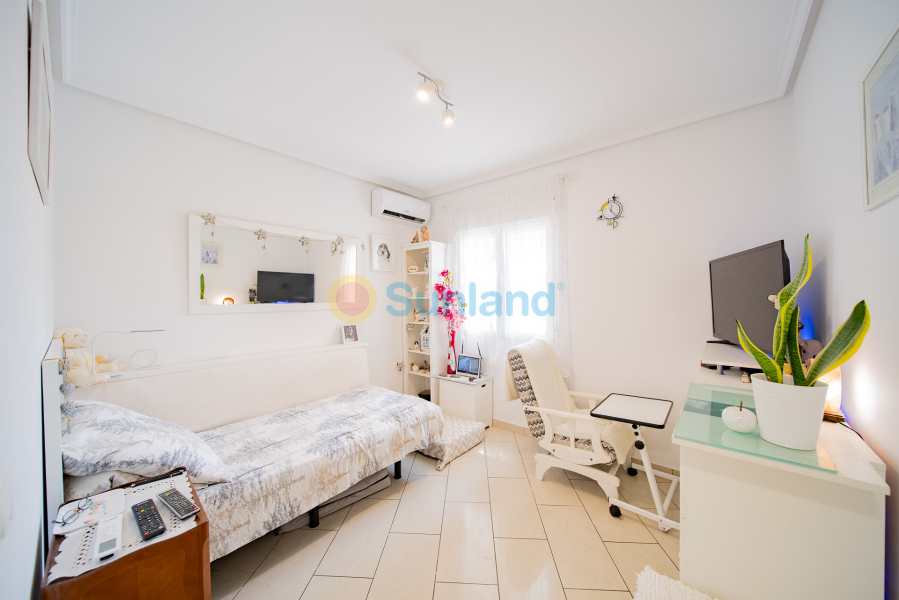 Brukte eiendommer - Villa - Orihuela Costa - La Florida